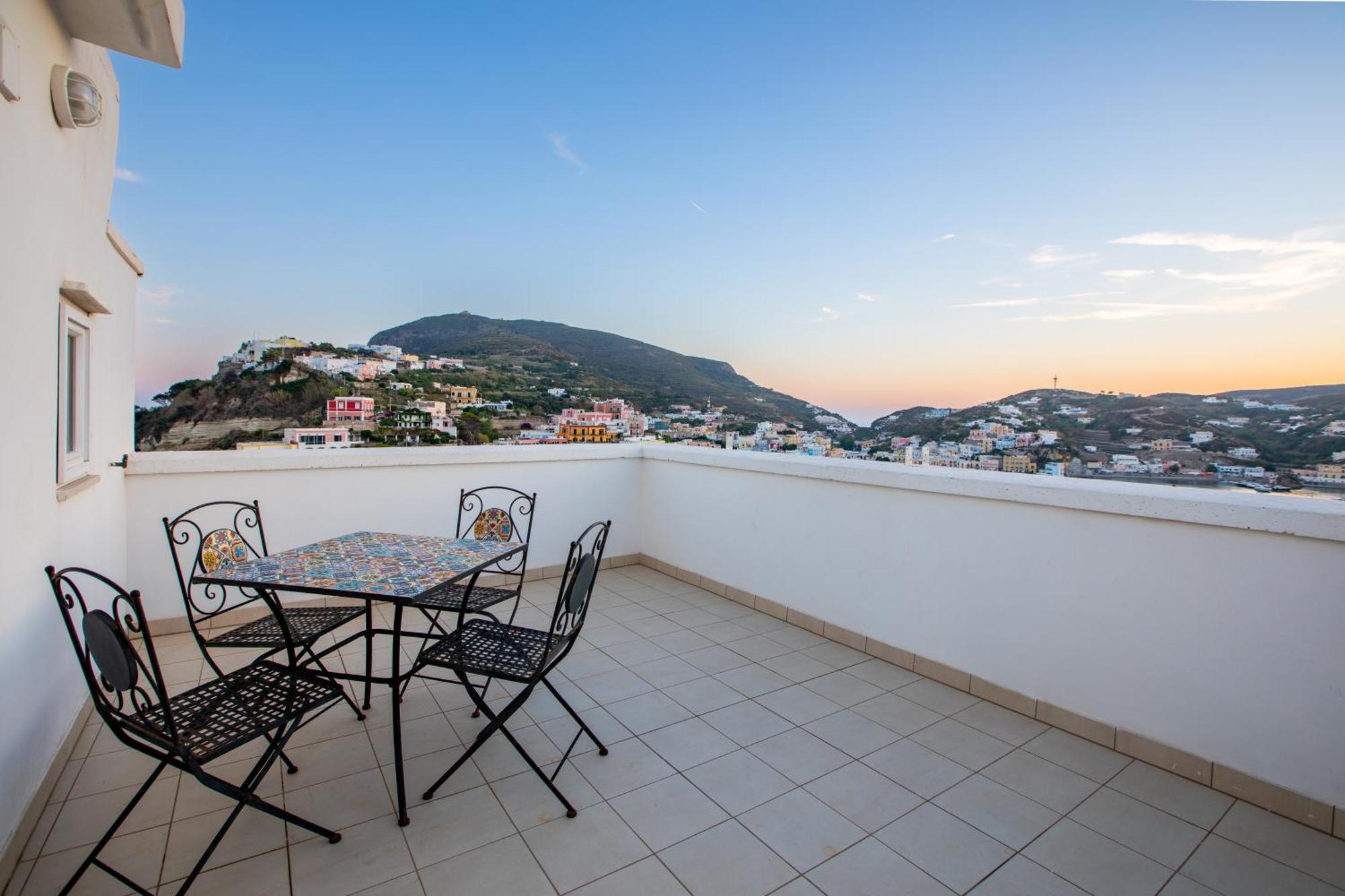 Torre Dei Borboni Hotel Ponza