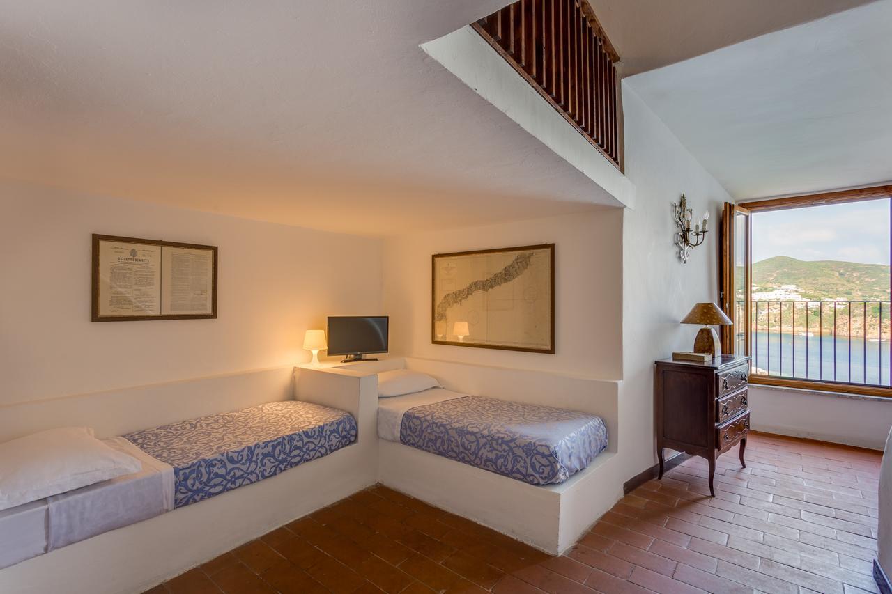 Torre Dei Borboni Hotel 3*